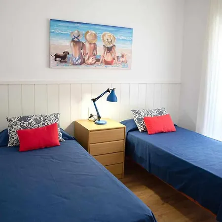 Espacioso Atico Con Piscina En Apartament