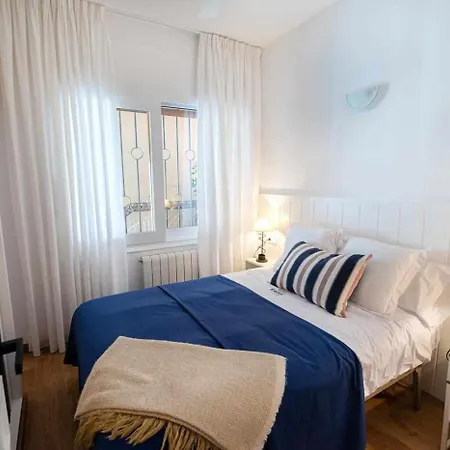 Apartament Espacioso Atico Con Piscina En *