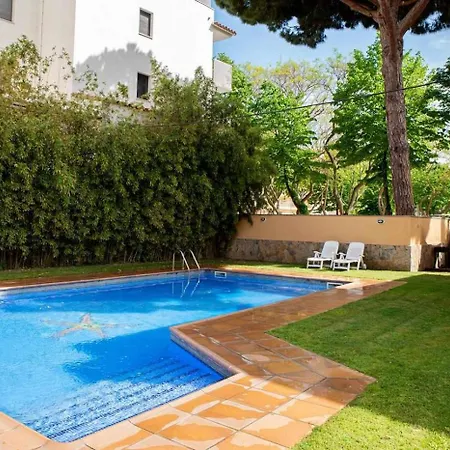 Espacioso Atico Con Piscina En Apartament S'Agaro