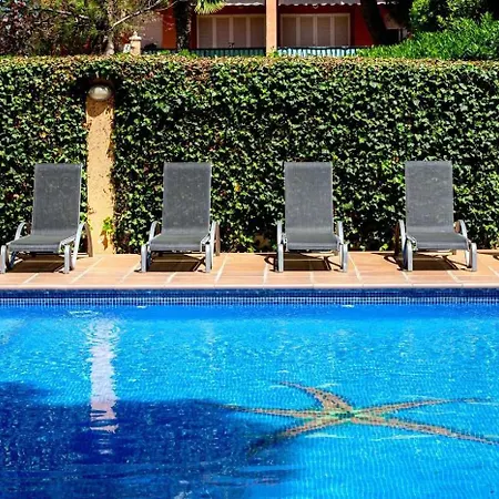 Espacioso Atico Con Piscina En
